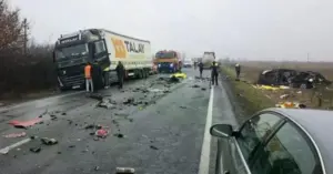 tai nạn xe minibus Romania