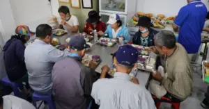 Quán cơm 2.000 đồng Mây Ngàn