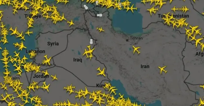 Iran đóng cửa không phận