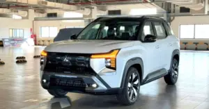 Mitsubishi Destinator khan hàng