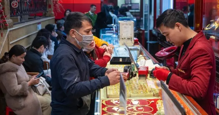 mua bán vàng miếng không giấy phép