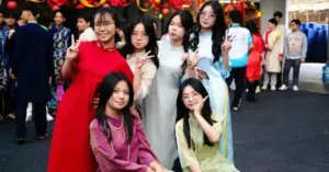 Học sinh nhiều trường ở TPHCM