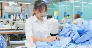 Miễn thuế tiền lương làm thêm giờ