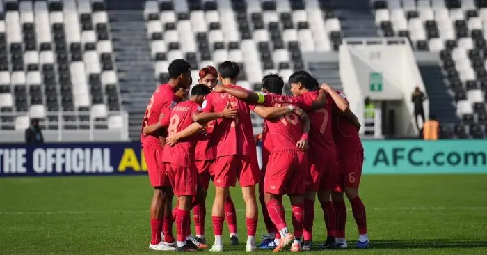 Cổ động viên Thái Lan ủng hộ U23 Việt Nam