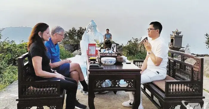 Tỷ phú Bill Gates thiền trà