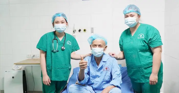 ghép tế bào gốc tự thân