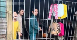 chiếm giữ trái phép tài sản