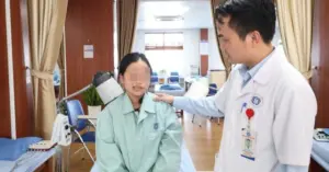liệt dây thần kinh số 7