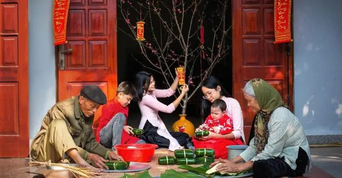 Kiêng kỵ đầu năm: Nhu cầu tìm điểm tựa tinh thần ngày Tết