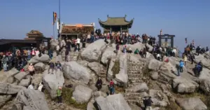 miễn phí tham quan Yên Tử