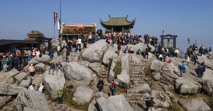 miễn phí tham quan Yên Tử
