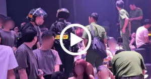 Công an TP.HCM đột kích bar
