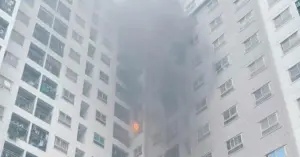 cháy căn hộ chung cư ở Hà Nội