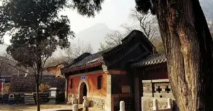 Bí ẩn quan tài vàng Sơn Tây