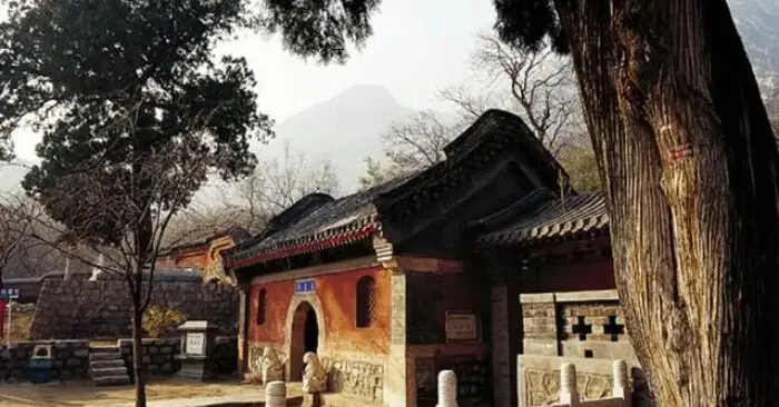 Bí ẩn quan tài vàng Sơn Tây