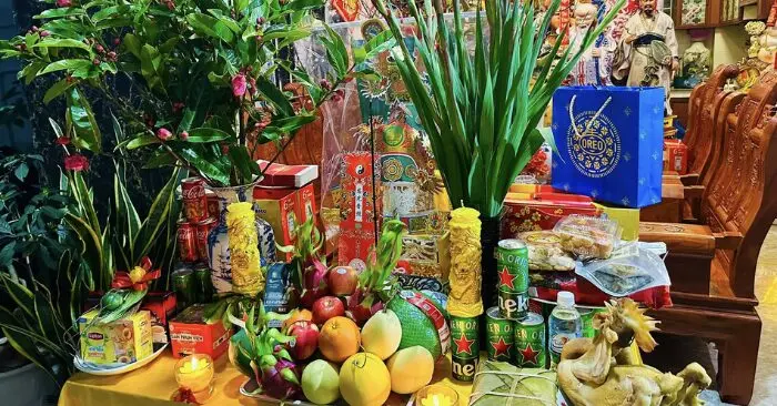 Mâm cúng giao thừa Tết Bính Ngọ 2026