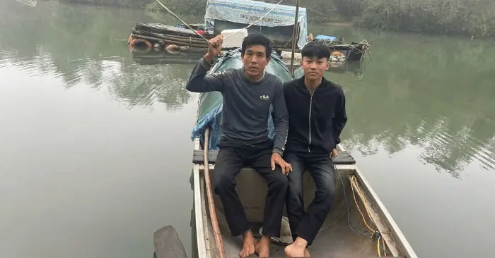 cha con cứu người sông Gianh