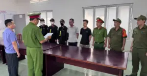 đuổi đánh nhóm du khách ở Vũng Tàu