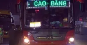 xe 45 chỗ chở 109 người