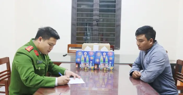 Khởi tố tàng trữ pháo hoa nổ Thái Nguyên