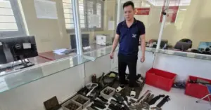 Tàng trữ vũ khí quân dụng