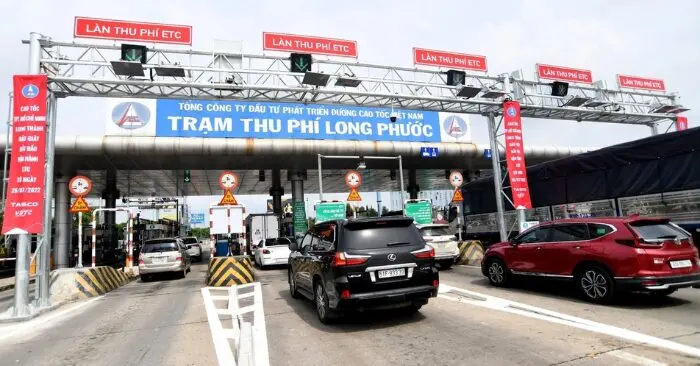 Lỗi khi lái xe qua trạm thu phí