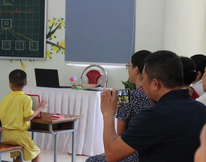 chuẩn bị cho con vào lớp 1