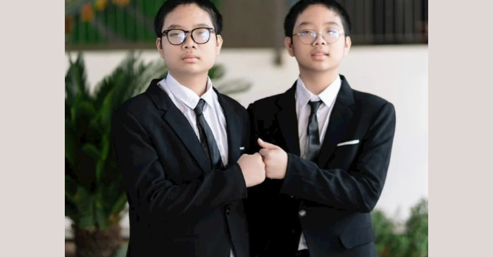 Anh em sinh đôi Hà Nội