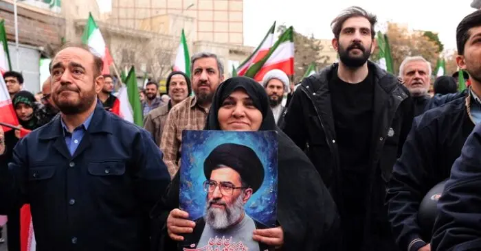 Israel tấn công Iran: Gần 1.000 người thương vong, Mỹ tổn thất ít