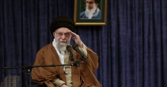 Lãnh tụ tối cao Iran Ali Khamenei