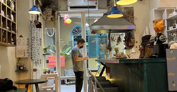Quán cà phê quy định lạ