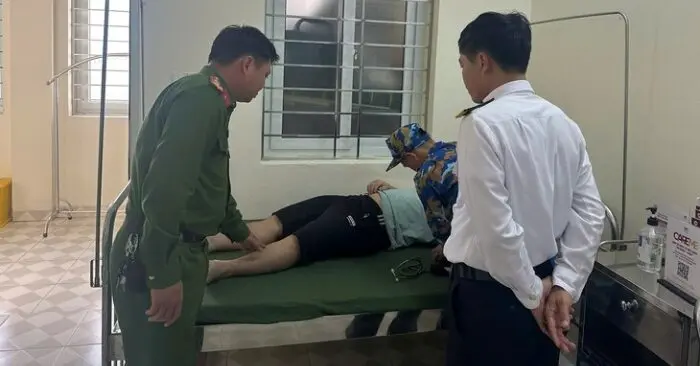 cứu thanh niên nhảy cầu