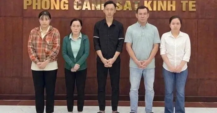 mỹ phẩm giả
