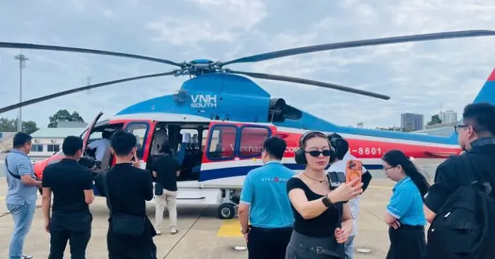 Tour trực thăng