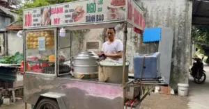 thắt chặt chi tiêu