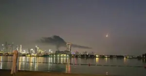 Dubai tập kích Iran
