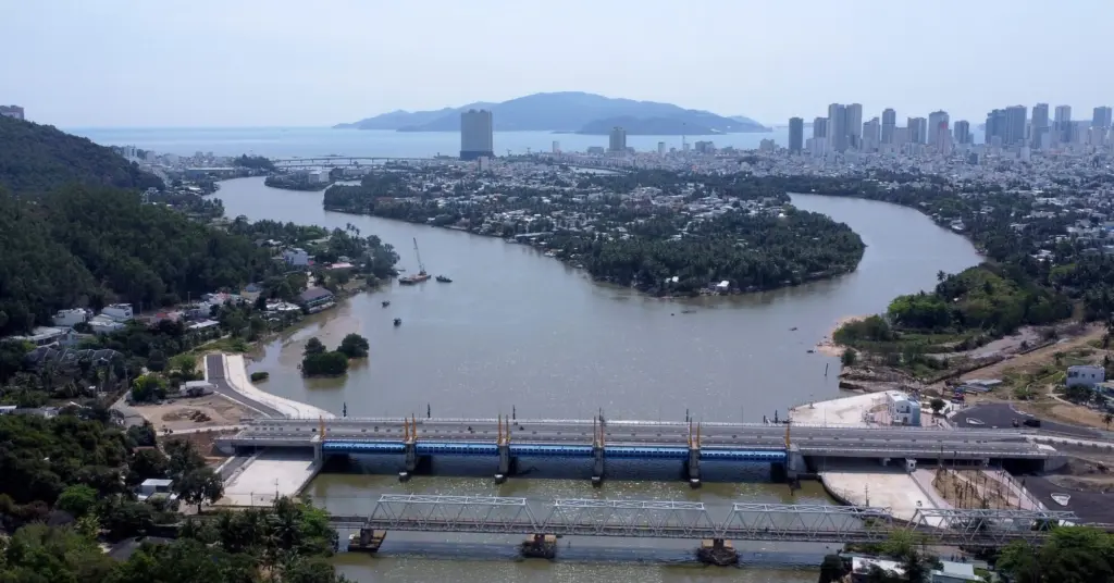 đập ngăn mặn sông Cái Nha Trang