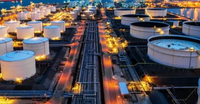 Thị trường năng lượng thế giới biến động, giá xăng dầu trong nước vọt tăng