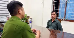 Thành bò trộm xe máy