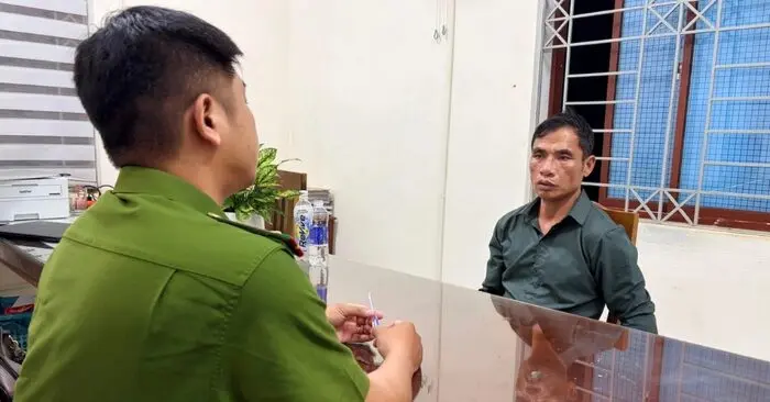 Thành bò trộm xe máy