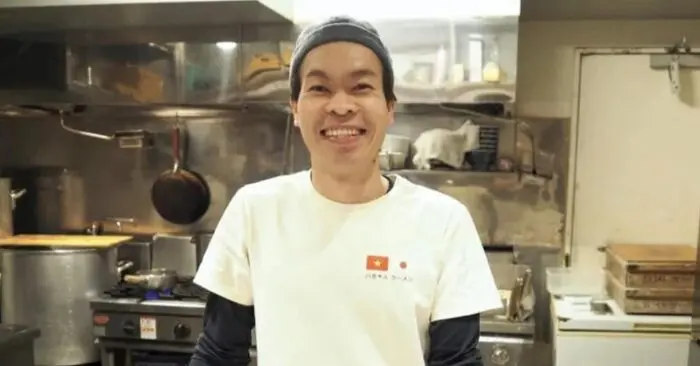 Chàng trai Việt đổi đời nhờ tô mì ramen
