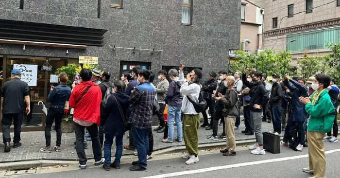 Chàng trai Việt đổi đời nhờ tô mì ramen
