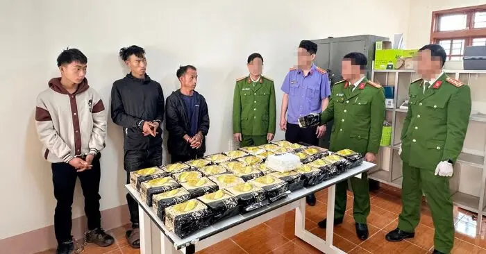 Triệt phá đường dây ma túy