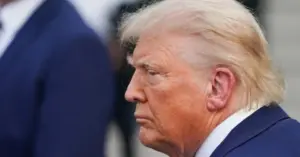 Ông Trump nêu kịch bản tệ nhất