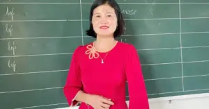 nữ giáo viên một tay