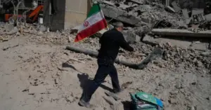 lật đổ chế độ Iran
