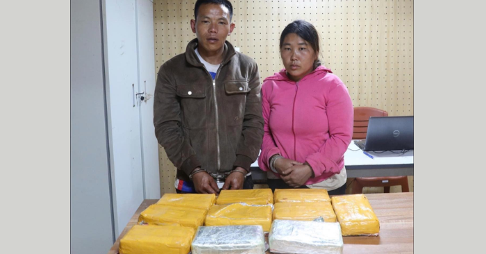 vận chuyển hồng phiến