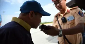 bãi bỏ Nghị định 100