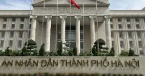 trần thị huệ đánh bạc