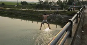 tắm kênh